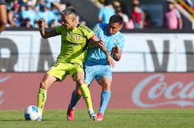 Gustavo Álvarez se va sin cumplir ningún objetivo: la U condena a Iquique al descenso, pero solo clasifica a Sudamericana