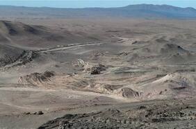 Derrumbe mantiene a trabajador atrapado a 260 metros bajo tierra en mina de Camarones: Senapred declara alerta amarilla