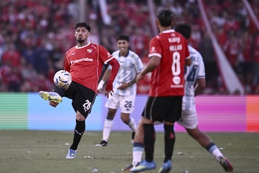 Con presencia de Millán y Gutiérrez: Independiente derrota a Racing en un clásico marcado por graves incidentes