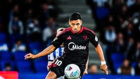 “Tremendamente desaparecido”: en España castigan el intrascendente partido de Alexis Sánchez con Sevilla