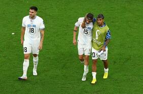 “Un fútbol primitivo jugado al manotón de ahogado”: las duras críticas de la prensa charrúa tras la derrota de Uruguay ante Portugal