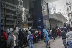 Retiro del 10%: Largas filas se registraron en sucursales de AFP y Juzgados de Familia