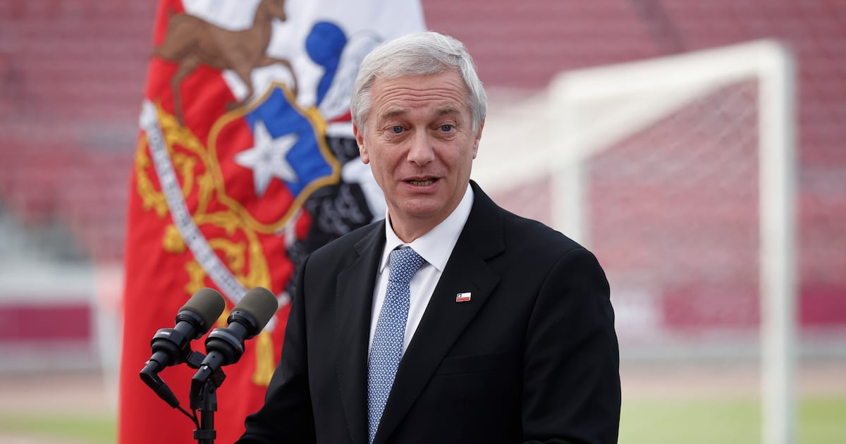 Presidente Kast impulsa la construcción del estadio propio de Universidad de Chile