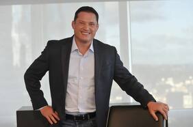 Cero fútbol y fanático del jiu-jitsu: el perfil del nuevo gerente general de Itaú Chile