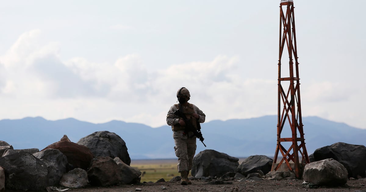 Cinco policías bolivianos en prisión preventiva por narcotráfico en la frontera chilena: un caso que desnuda tensiones y desafíos transfronterizos