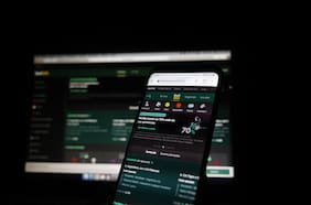 Empresas telco dicen que bloquearon sitios de apuestas online, pero estos siguen funcionando con otras direcciones