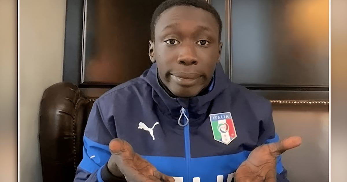 El Pasaporte Digital No Existe: La detención de Khaby Lame y el choque entre influencia global y soberanía nacional