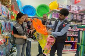 Seremi de Salud RM retira 11 mil flotadores del comercio por no cumplir con normas de seguridad