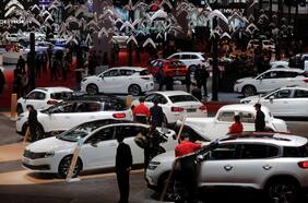 El inventario de autos nuevos cae a mínimo histórico por escasez mundial de chips