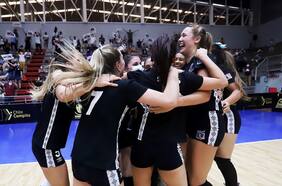 Colo Colo se lleva la final de ida de la Liga Nacional A1