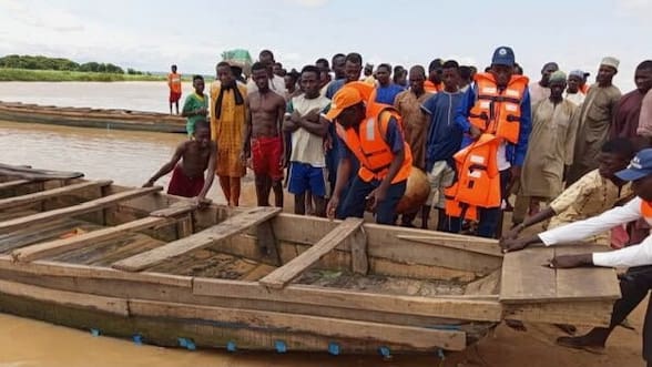 Al menos 46 fallecidos y 16 desaparecidos tras el naufragio de una embarcación en el noroeste de Nigeria