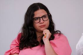 Ministra Orellana anuncia que proyecto de aborto legal establecerá plazo de 14 semanas y será ingresado este miércoles en el Congreso