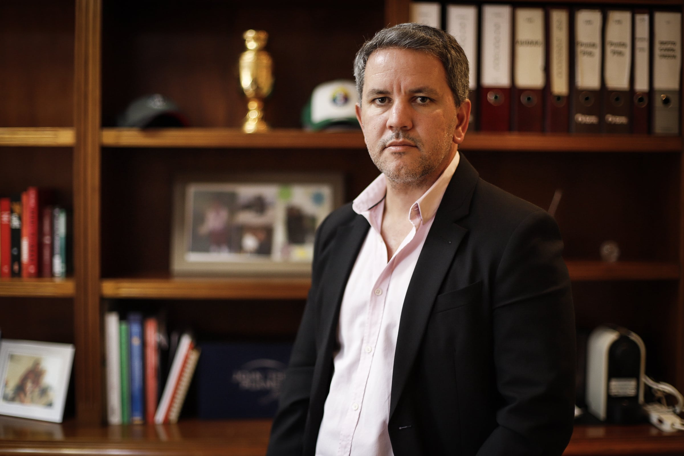 Lorenzo Antillo se baja de la competencia por el sillón de la ANFP: “No logré armar la lista”