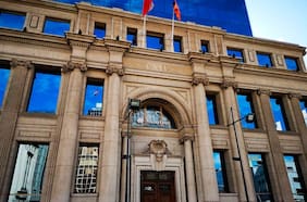 Por segundo día consecutivo Marinsa sale a vender acciones de Vapores