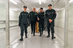 ¿Al estilo Bukele? La cuidada puesta en escena de la “Operación Cancerbero” de Kast y cómo evitar lo que pasó con la megarreforma
