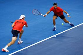 Chile queda al borde de la eliminación: Jarry y Barrios pierden el dobles ante Bélgica por Copa Davis