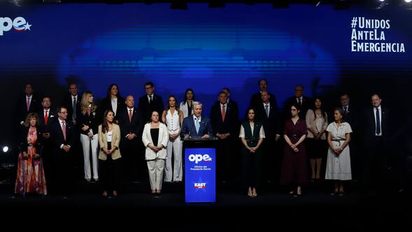 Simulaciones de entrevistas e incisivo cuestionario: los test a los que fueron sometidos los futuros ministros de Kast