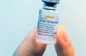 Resultados del estudio clínico de Sinovac en Chile: en seis meses no registran fallecidos y solo 2% de los vacunados se ha contagiado