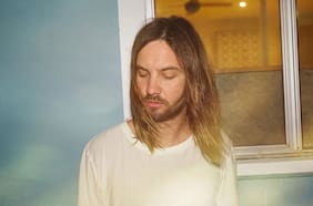 Kevin Parker estrena electrónica nueva canción de Tame Impala en un DJ set
