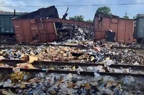 Un misil ruso impactó un tren cargado con alimentos