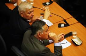 Formalización a generales (r) Yáñez, Rozas y Olate: Fiscalía reduce de 1.386 a 229 las imputaciones por responsabilidad de mando el 18-O