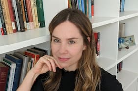 Anastasia Berg, filósofa: “La gente se exige mucho para decidir tener un hijo”