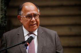 Defensa de Simpertigue pide la nulidad de la comisión que revisó acusación constitucional contra el supremo