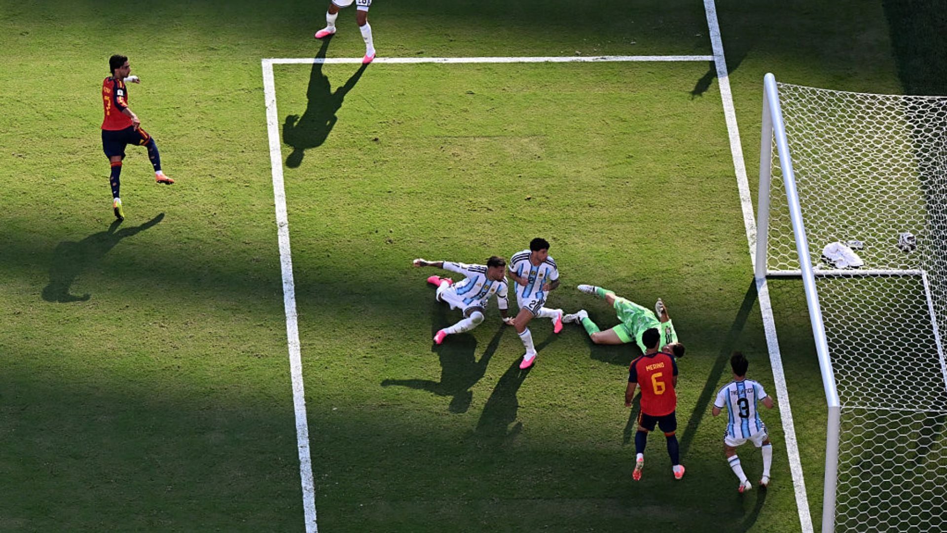 El gol de Ferrán Torres que adelanta a España sobre Argentina en el tiempo extra de la final del Mundial