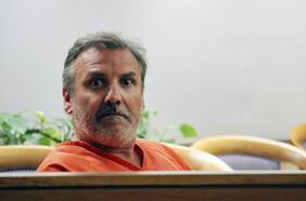 Una tarjeta de memoria robada reveló horribles crímenes: ahora es la prueba clave para un juicio por dos asesinatos