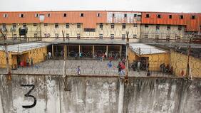 Gendarmería informa que no se ha decretado la evacuación ex cárcel El Manzano ante emergencia de incendios
