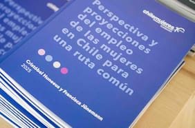 Brechas laborales: mujeres del quintil más bajo avanzan tres veces menos que las de mayores ingresos