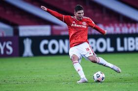 Una nueva oportunidad para Carlos Palacios: firma con Vasco da Gama hasta 2025