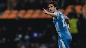 Desde la mitad de la cancha: el impresionante golazo del Utrecht ante el Betis de Manuel Pellegrini por Europa League