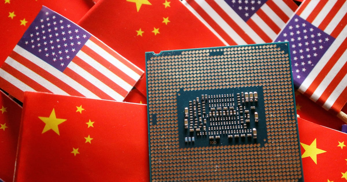 Estados Unidos revierte restricciones al software de diseño de chips para China: un giro en la guerra tecnológica