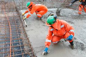 “¿Quiénes están detrás?”: el debate en la última junta de aportantes del fondo de Vantrust ligado a Claro, Vicuña, Valenzuela