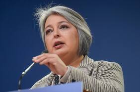 Ministra Jara dice que molestia por anuncio de proyecto de aborto no impactará en discusión de reforma previsional