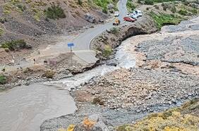 “Emocionalmente estamos bien” y “hay que tener paciencia”: así vivieron turistas y residentes el aluvión en Baños Morales
