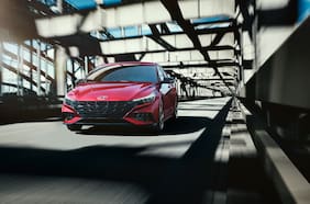 Hyundai despeina al Elantra con la nueva versión N Line