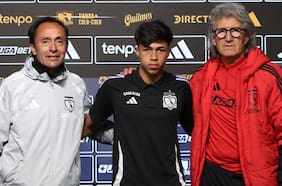 La nueva joya de Colo Colo firma su primer contrato como profesional: “Era lo que soñaba de pequeño”