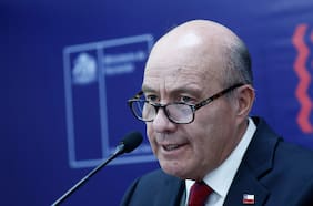 Ministro Quiroz detalla financiamiento de la megarreforma y anticipa que se eliminará la franquicia tributaria del Sence