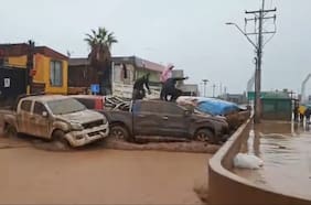 Tocopilla bajo emergencia: aluvión obliga a evacuar y Kast decreta estado de catástrofe en la provincia