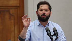 Boric defiende su gobierno y dice que dará todo el respaldo institucional a la nueva administración