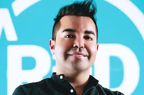 Iván Martínez, el empresario funerario que empezó como “cuervo” afuera del Sótero del Río y ahora vende US$ 1 millón mensuales