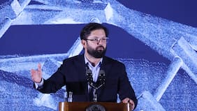 “Usted le falló a los niños de Chile”: Boric es interpelado en ceremonia del informe anual de Derechos Humanos