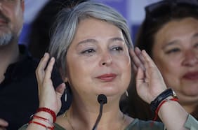 Retraso en entrega del programa de Jeannette Jara reabre cuestionamientos en el oficialismo