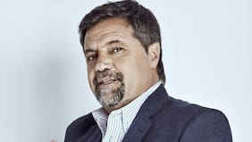 “El tumor sigue creciendo”: el preocupante diagnóstico que retiró a Caruso Lombardi del fútbol