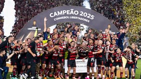 Pulgar, perdonado y coronado: el Flamengo vence con lo mínimo a Palmeiras y gana su cuarta Copa Libertadores