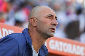 Paulucci le responde a Boric: “Se ve que, como no viene al estadio, no vio el partido"