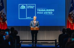 Kast baja el tono a las polémicas y llama a “ir al fondo” en debates por humedales, educación y ajuste fiscal