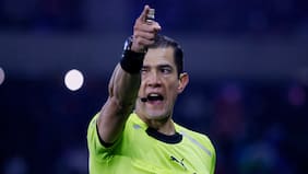 Cruzeiro se queda con 10: revisa la expulsión de Keny Arroyo en el duelo ante la UC por la Copa Libertadores